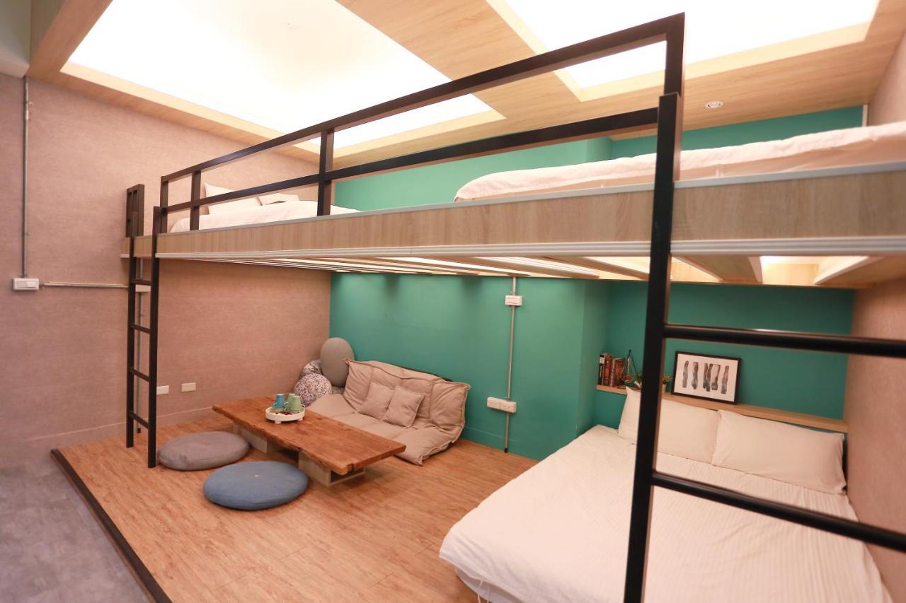 Bird Series B&B&Hostel複合式民宿#本國旅客須先匯款 台南 エクステリア 写真