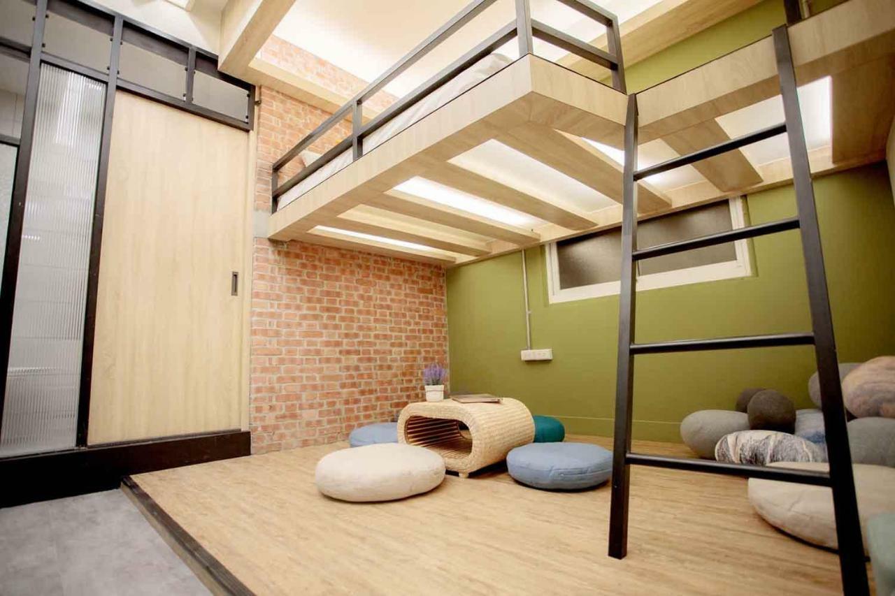 Bird Series B&B&Hostel複合式民宿#本國旅客須先匯款 台南 エクステリア 写真