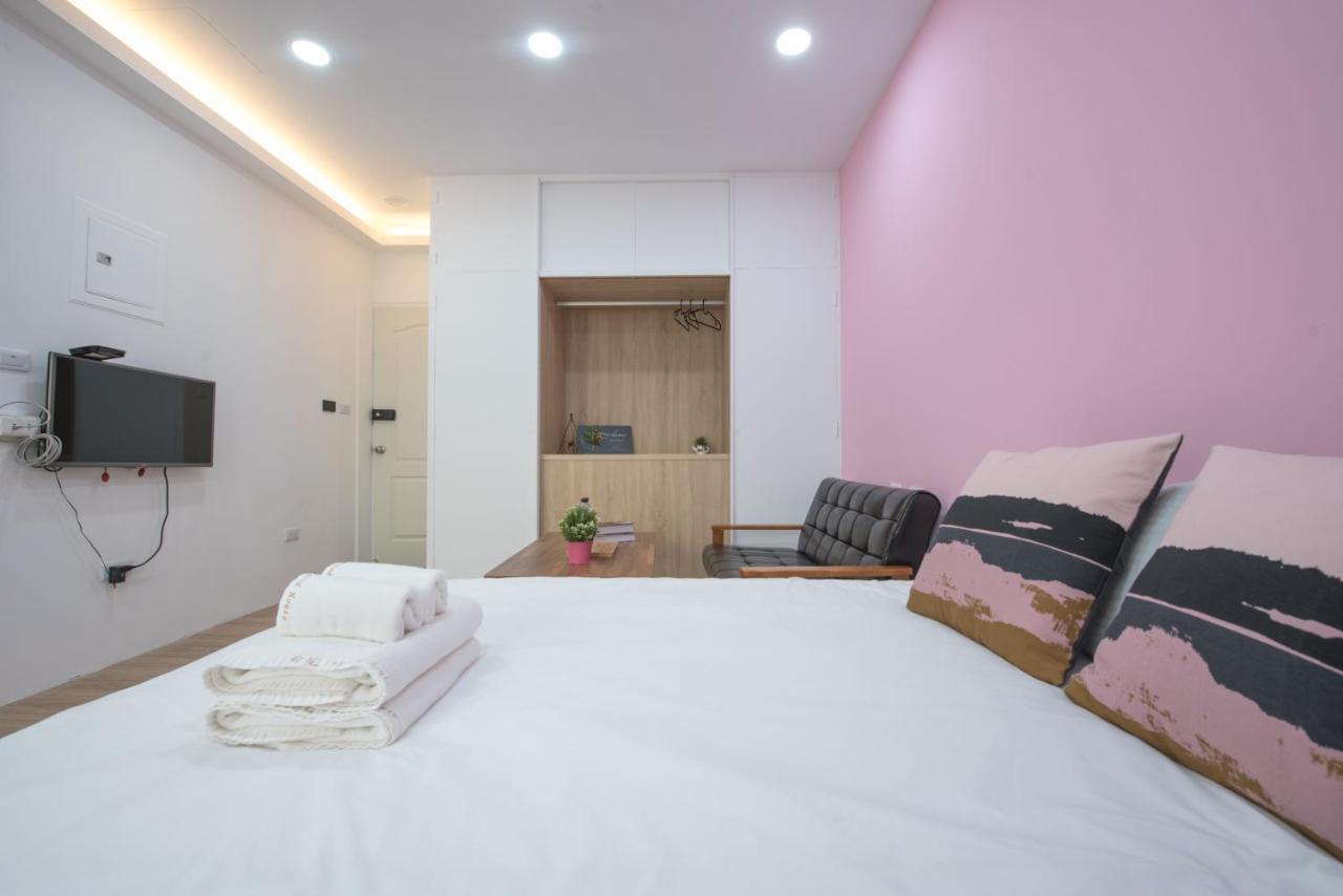 Bird Series B&B&Hostel複合式民宿#本國旅客須先匯款 台南 エクステリア 写真