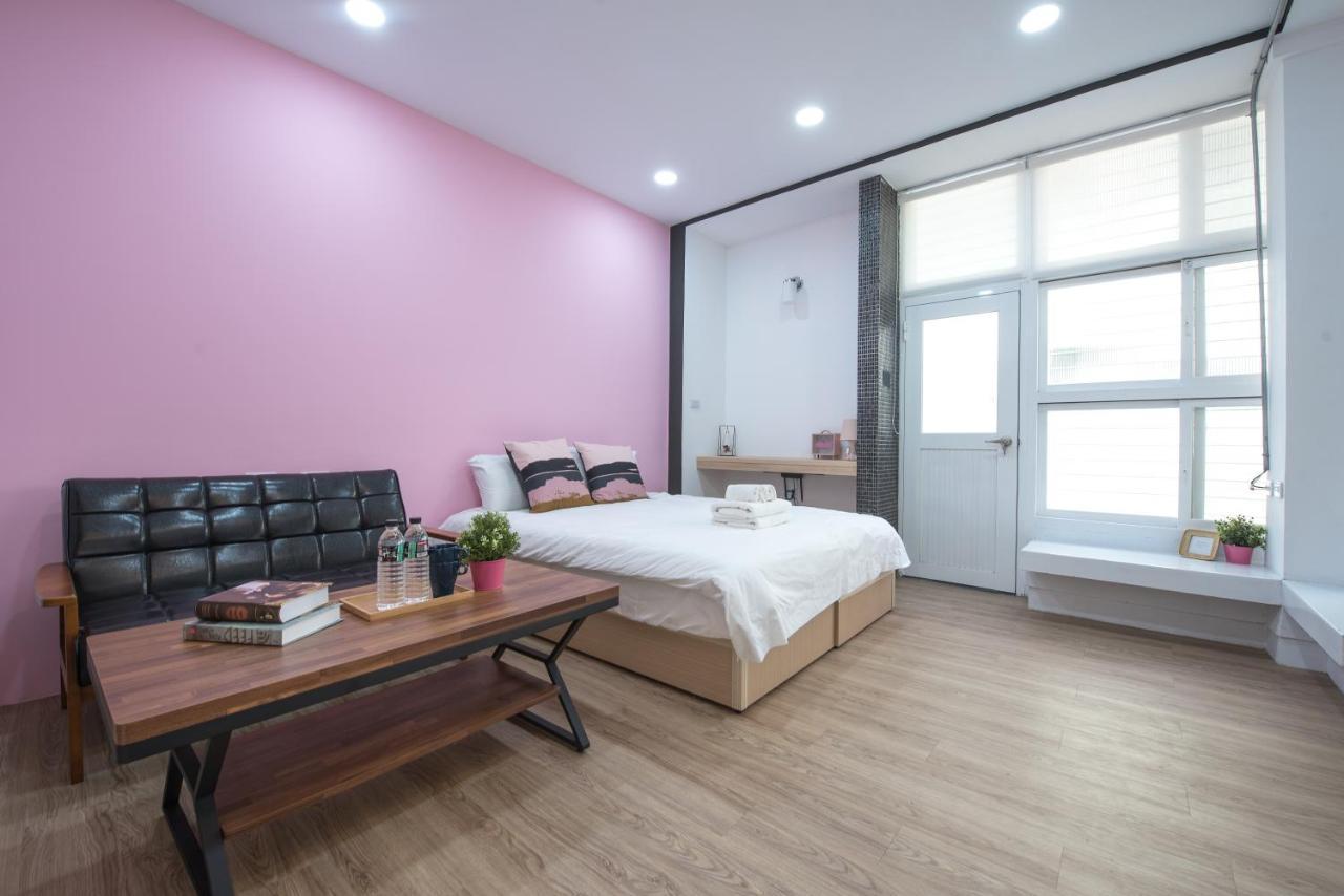 Bird Series B&B&Hostel複合式民宿#本國旅客須先匯款 台南 エクステリア 写真