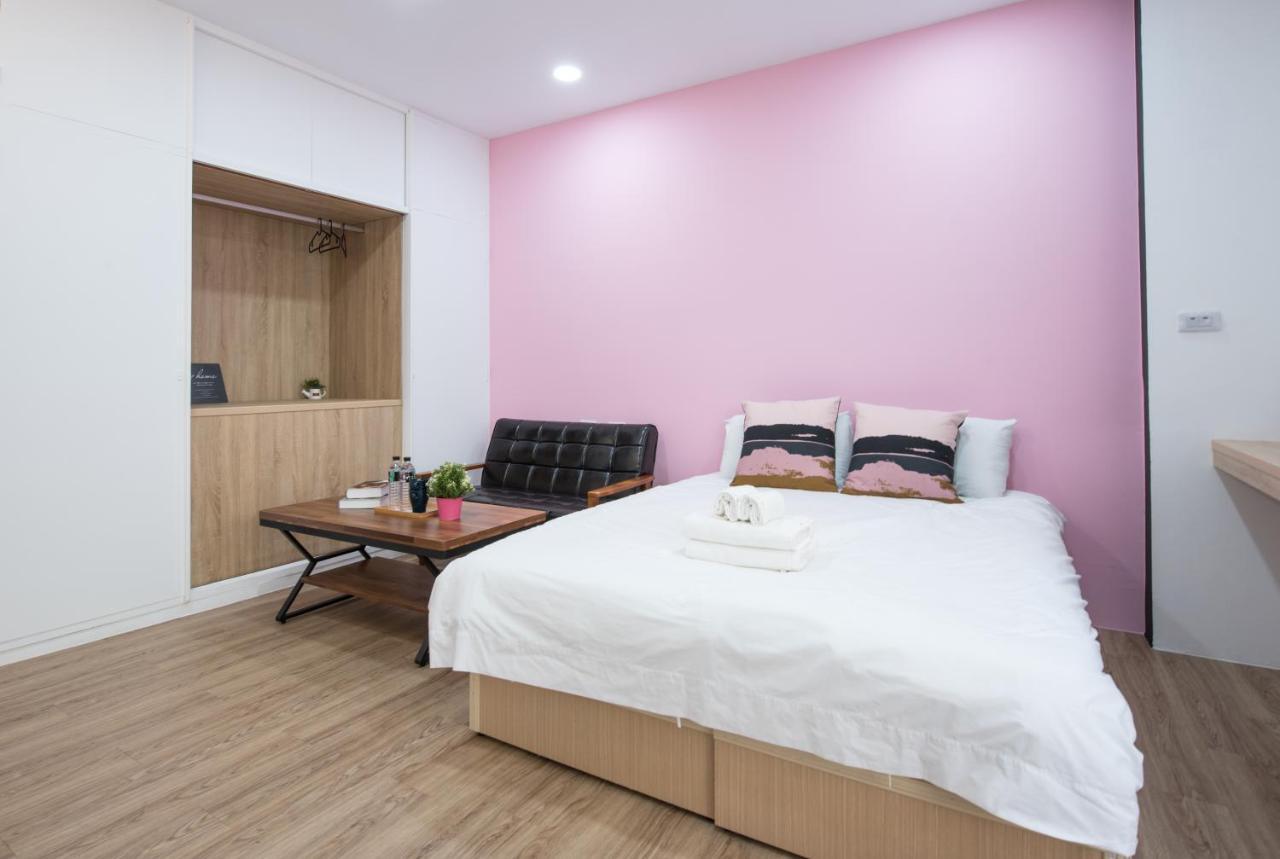 Bird Series B&B&Hostel複合式民宿#本國旅客須先匯款 台南 エクステリア 写真