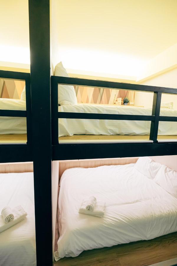 Bird Series B&B&Hostel複合式民宿#本國旅客須先匯款 台南 エクステリア 写真