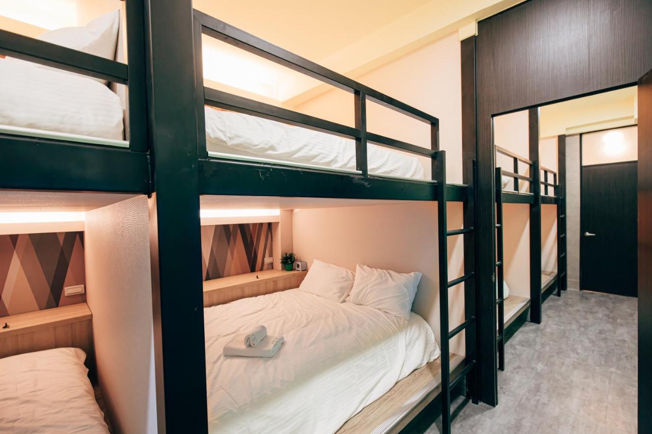 Bird Series B&B&Hostel複合式民宿#本國旅客須先匯款 台南 エクステリア 写真